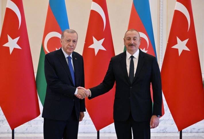 Ərdoğan Əliyevə zəng edib