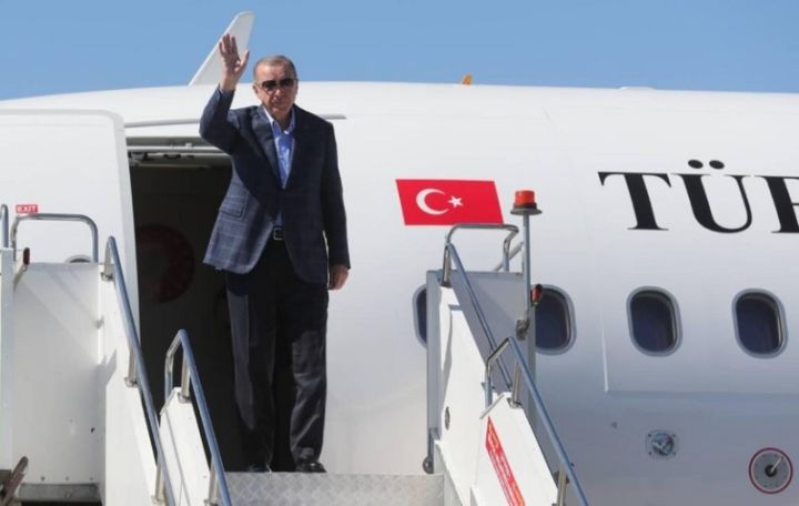 Ərdoğan Putinlə danışıqlar üçün Rusiyaya yola düşüb