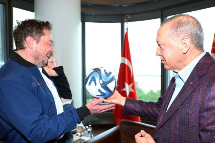"Türkiyə Tesla investisiyası üçün ən əhəmiyyətli namizədlər arasında olacaq" - İLON MASK
