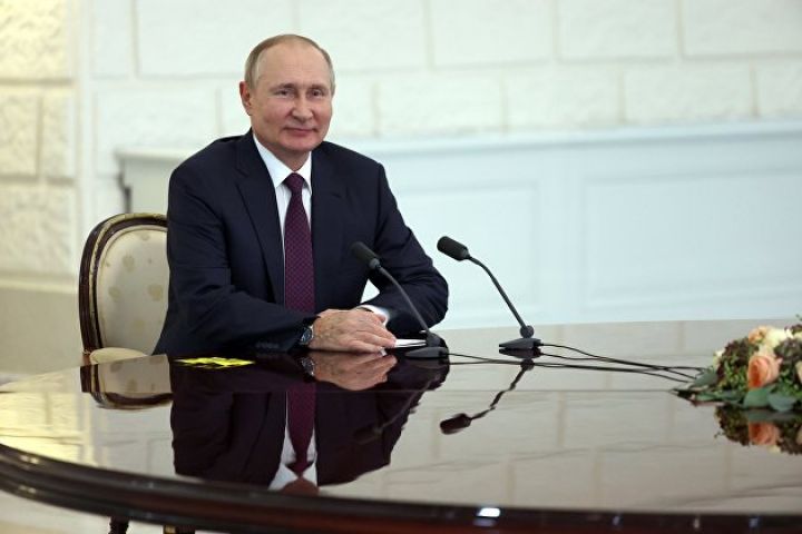 Putin: Rusiyada inflyasiya 4 faizdən aşağı düşə bilər