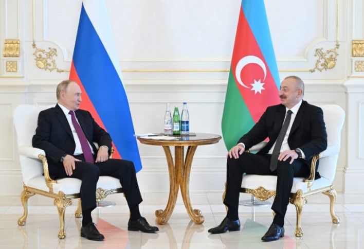 "4 milyarddan bir az çox yaxşı rəqəmdir"