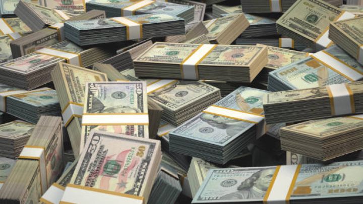 Banklara dollar satıldı - MƏBLƏĞ
