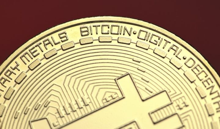 Bitcoin-in qiyməti 99 min dolları da keçdi