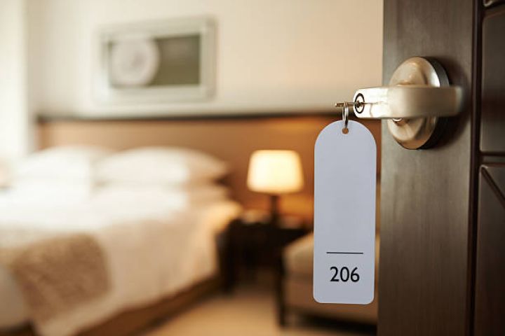 Azərbaycanda 5 ulduzlu hotellərdə orta qiymət 24 % azalıb