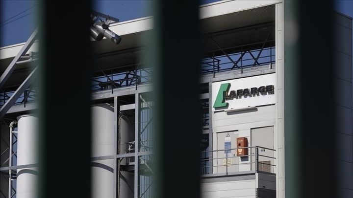 Fransanın sement nəhəngi "Lafarge" terror təşkilatını maliyyələşdirməkdə mühakimə ediləcək