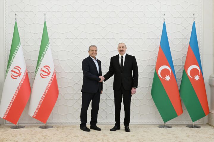 Əliyev: İran Prezidentinin Azərbaycana səfəri əlaqələrimizin yüksək səviyyədə olmasının təzahürüdür