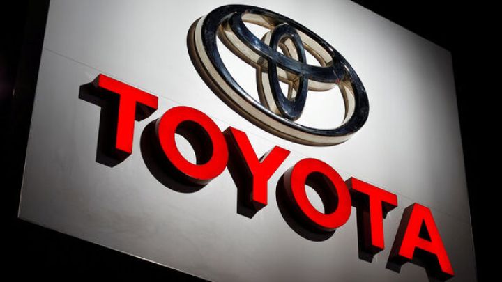 Toyota gömrük rüsumlarına görə mənfəət proqnozunu aşağı salıb