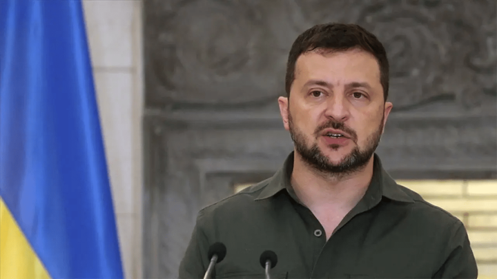 Zelenski: Donbasdan çıxmaq Ukrayna üçün qəbuledilməzdir