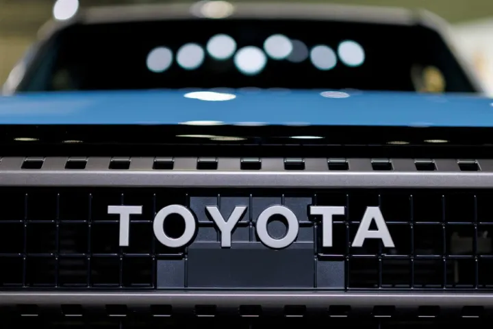 Toyota 2026-cı ildə 10 milyondan çox avtomobil istehsal etməyi planlaşdırır