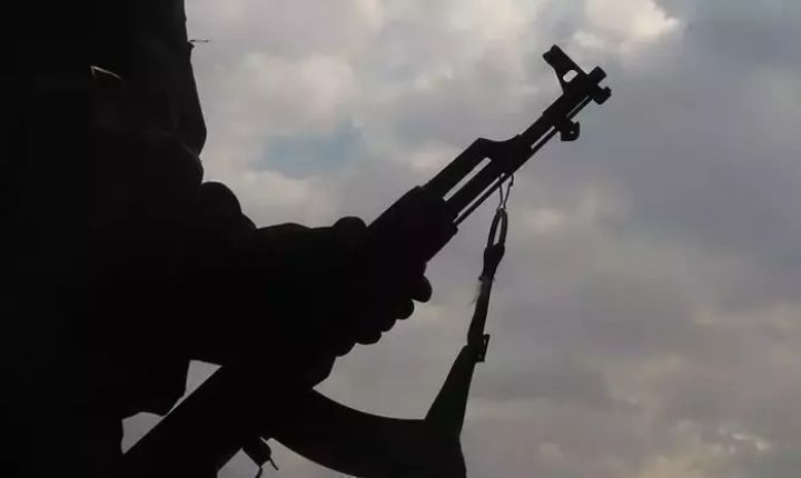 PKK terror təşkilatı özünü ləğv etdiyini, silahları yerə qoyduğunu açıqladı