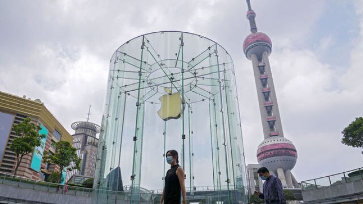 iPhone 17 Çində satış rekordu qırdı