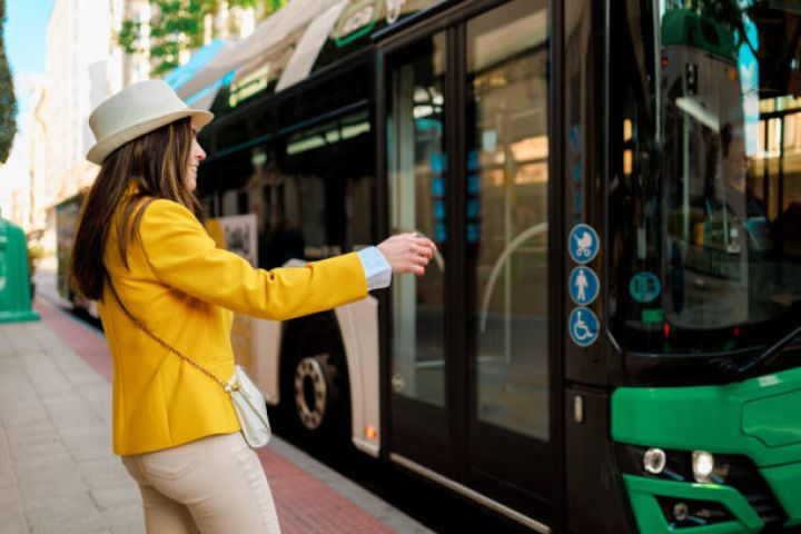 Bakının 57, 76, 78, 139, 189 və 500 nömrəli avtobus marşrutları müsabiqəyə çıxarıldı