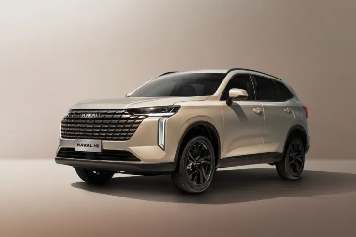 Azərbaycanda səsli idarəetmə funksiya ilə  yenilənmiş Haval H6 satışa çıxdı - FOTO