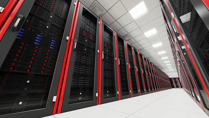 Bank Əsas və Ehtiyyat Mərkəzi üçün saxlama mərkəzini (storage) satın alır