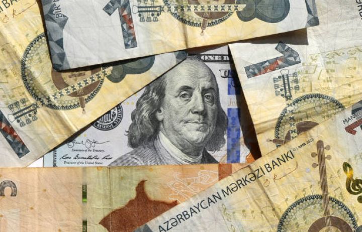 Hökumətin 2026- 2029-cu illər üzrə dollar/manat proqnozu məlum oldu