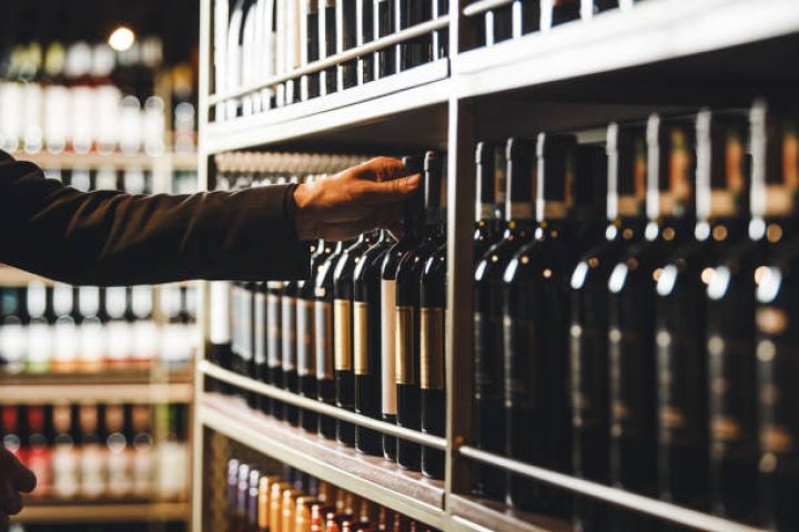 Spirtin və alkoqollu içkilərin istehsalı, idxal və satışına dövlət nəzarəti bu quruma da tapşırıldı