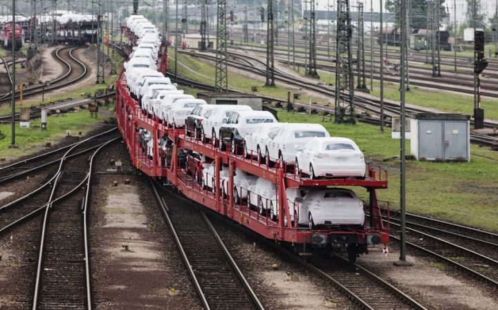Azərbaycan Gürcüstandan ötən il avtomobil idxalını 43 % azaldıb