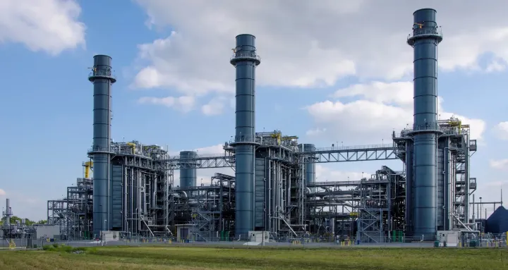 Azərbaycan şirkətlərinin iştirakı ilə Avropa ölkəsində 500 meqavatlıq elektrik enerjisi stansiyası tikiləcək