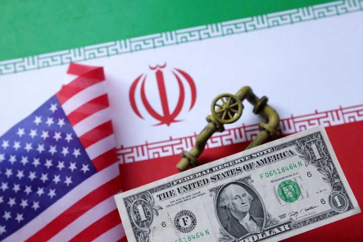 İran müharibəsi fonunda dollar güclənir, yen 20 ayın minimumuna düşüb