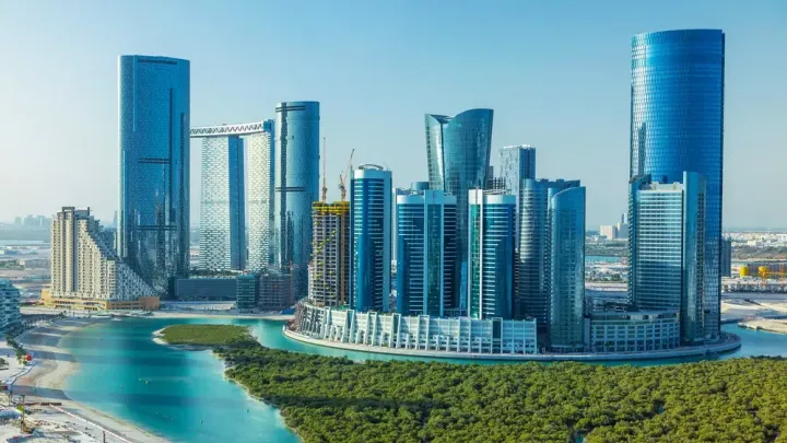 Ən çox qazandıran Dubay və Əbu-Dabi layihələri - Ekspertlər Bakıya gəlir
