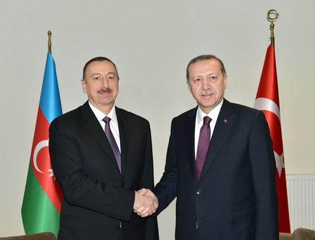 Prezident İlham Əliyev türkiyəli həmkarını təbrik edib