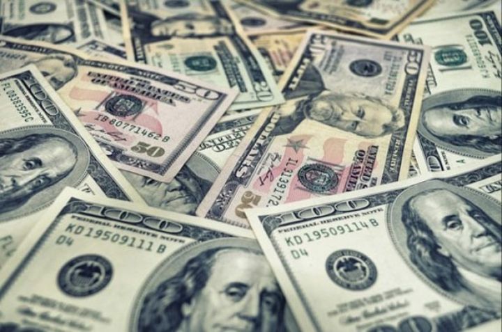 Banklarda Dolların qiyməti necə dəyişdi?