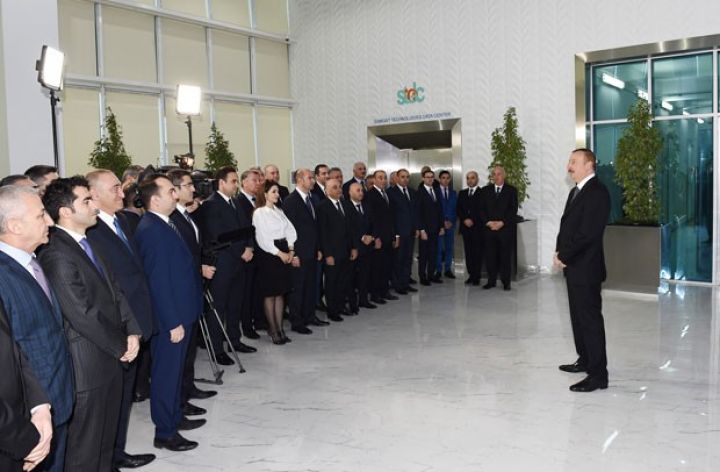 "Valyuta ehtiyatlarımız artır, maliyyə vəziyyətimiz çox sabitdir"