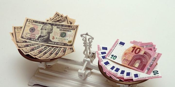 EUR/USD məzənnəsi 1.11$-a kimi düşə bilər