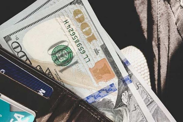 Banklarda Dollar və Avronun alış-satış qiymətləri - SİYAHI - YENİLƏNİB