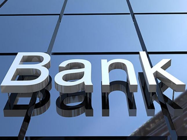Bankların xarici borcu azalır
