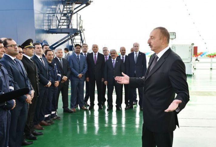 "Gəmiçilik artıq gəlirlə işləyir"