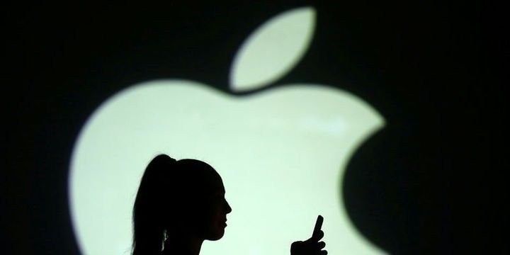 Apple, İntel-ə zərbə vura bilər