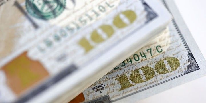 Hərraclarda dollar satışı artıb - AÇIQLAMA