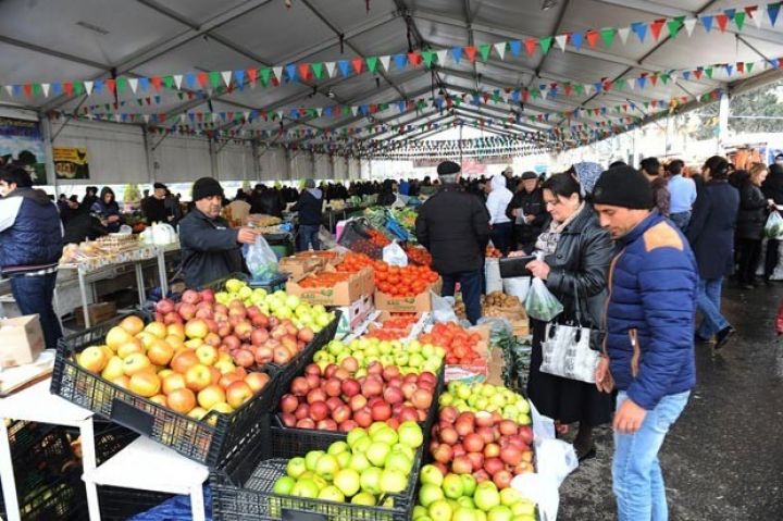 Bayram yarmarkaları başlayır