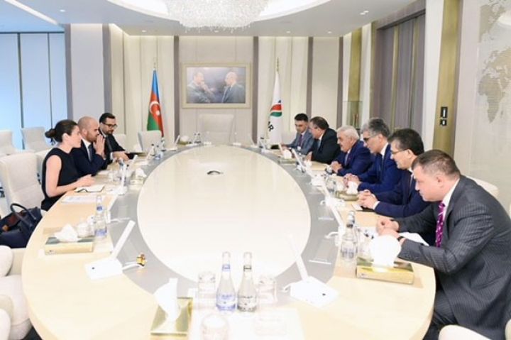 Nəhəng investisiya şirkəti SOCAR-la ortaqlığı genişləndirmək istəyir 