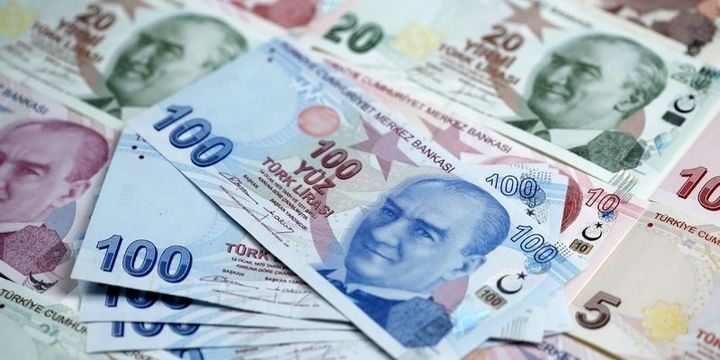 Lirə ucuzlaşmaqda davam edir - YENİ REKORD