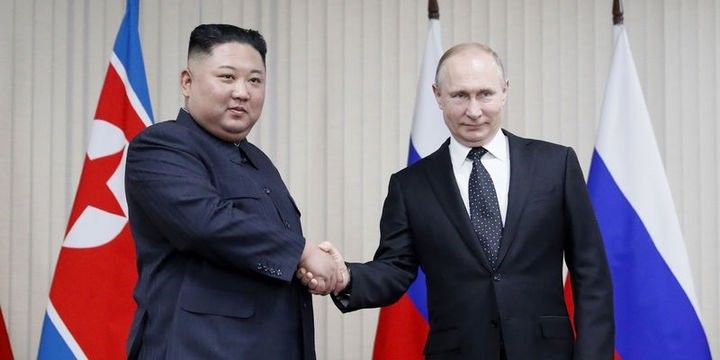 Vladimir Putin Şimali Koreyaya səfər edəcək