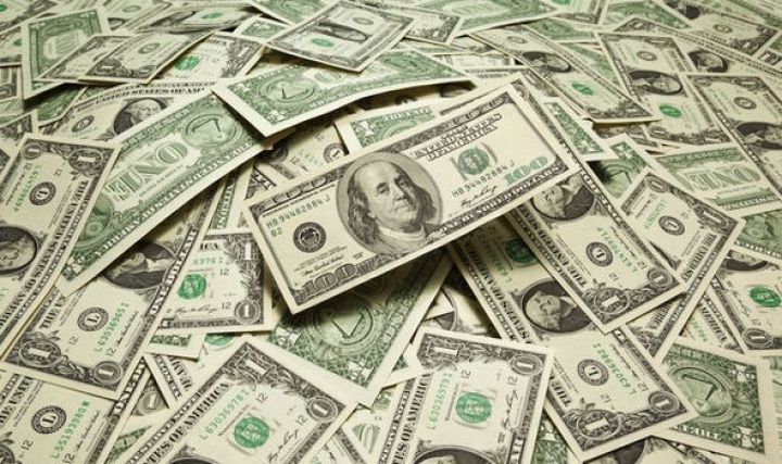 Dolların sabaha olan rəsmi məzənnəsi açıqlandı