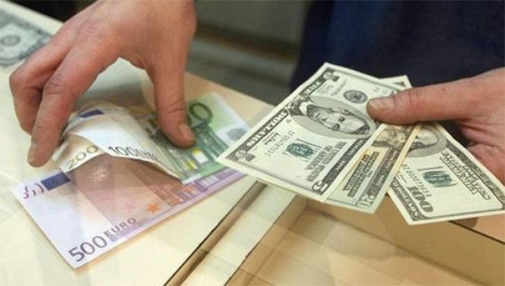 Banklarda Dollar və Avronun alış-satış qiymətləri
