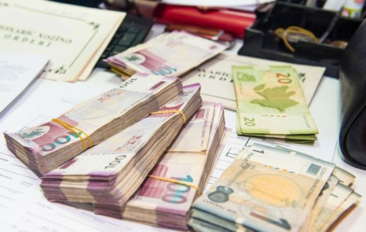 Pul bazasında yarım milyard manatlıq artım - 1 AYDA