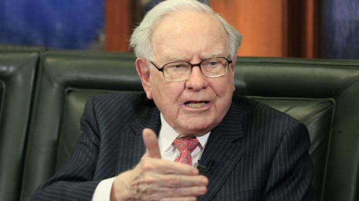 Buffett qızıla əvvəl lağ etdi, sonra sərmayə qoydu