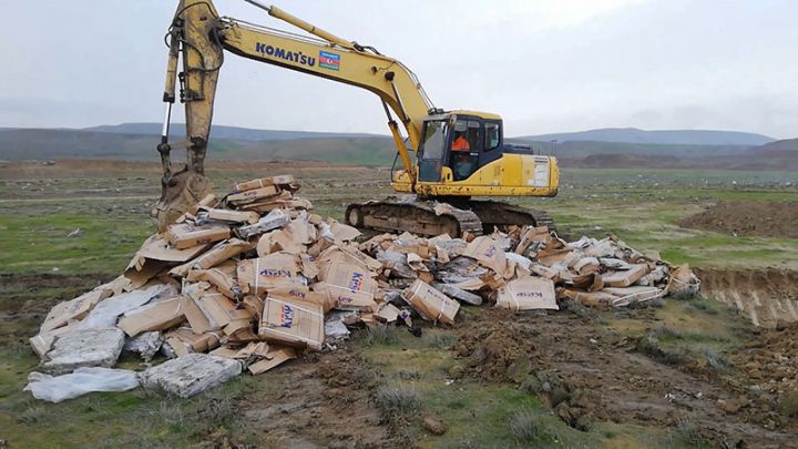 Agentlik “Kompas” şirkətinin 7 tondan çox balıqlarını, Azər Məmmədlinin isə  5 ton toyuq filesini məhv etdi