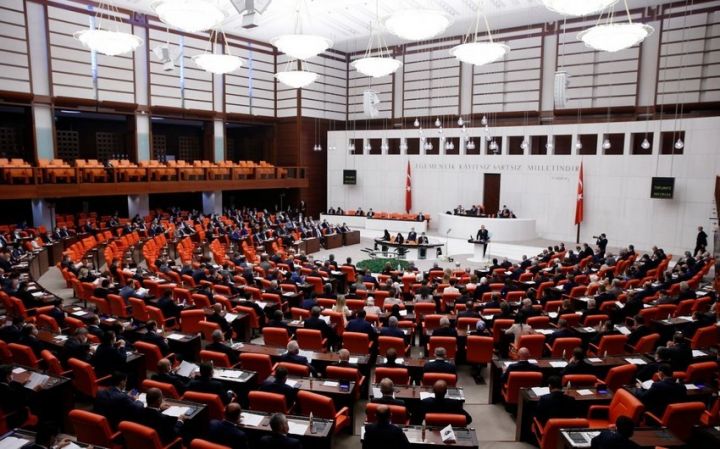 Türkiyə parlamenti Azərbaycana hərbi qüvvələr göndərilməsini təsdiqlədi