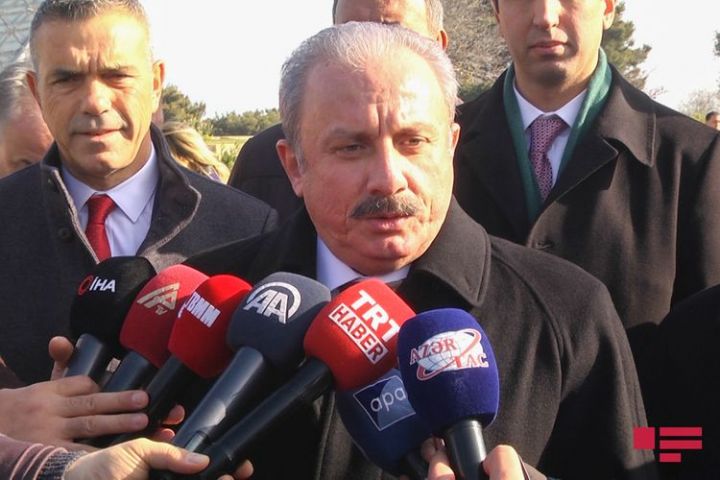  Mustafa Şentopun Azərbaycana səfəri başlayıb