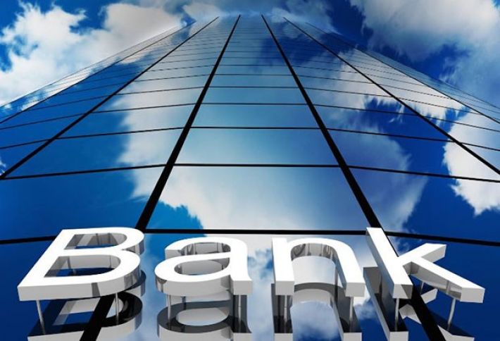 Mənfi proqnoz verilən bankların sayı azalıb 