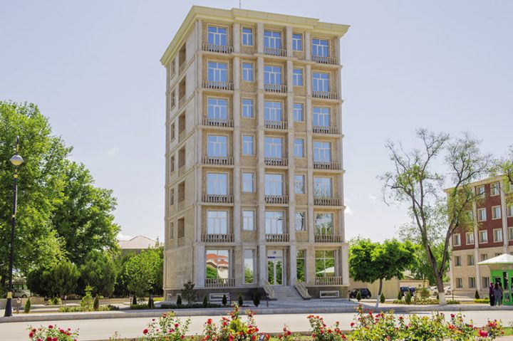 Sığorta şirkətinin yeni ofis binası istifadəyə verilib