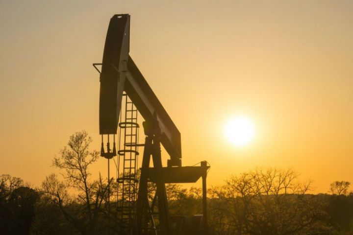 OPEC+ qərarına baxmayaraq neft bahalaşır