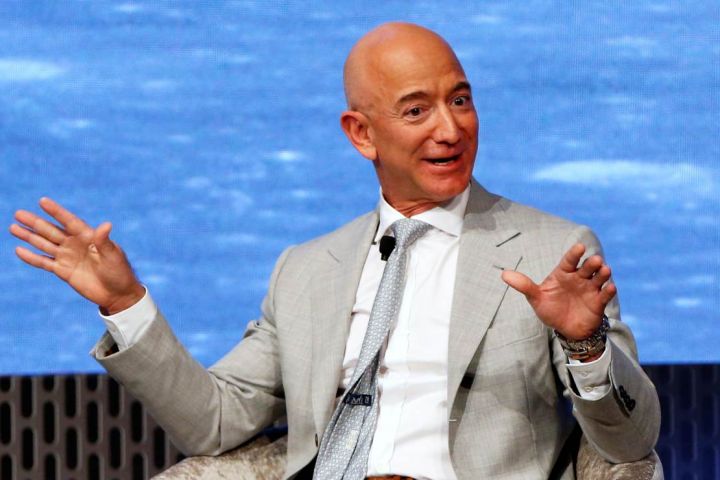 Amazon yenə liderdir - 108 milyard dollar!