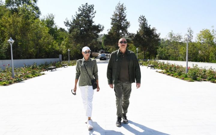 İlham Əliyev və Mehriban Əliyeva Şuşada açılışda iştirak ediblər - ÇIXIŞ