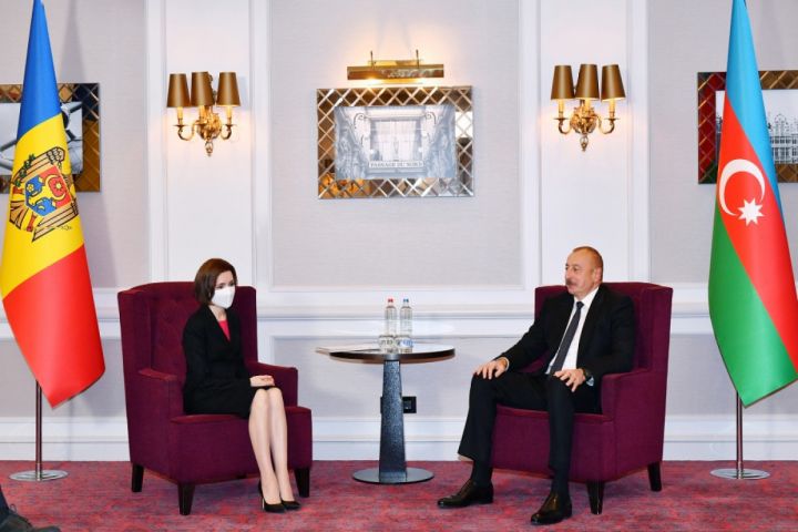 Brüsseldə Azərbaycan və Moldova prezidentlərinin görüşü olub